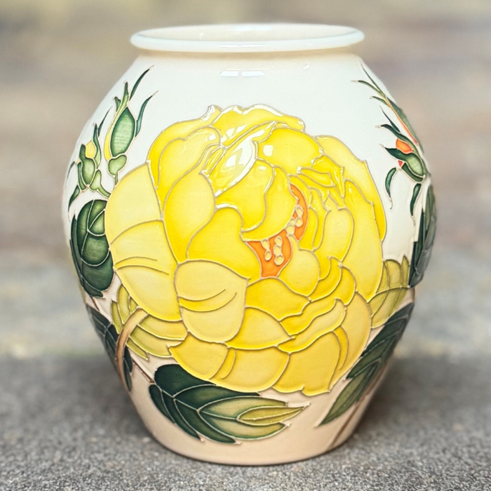 Rose of Liberty - Vase